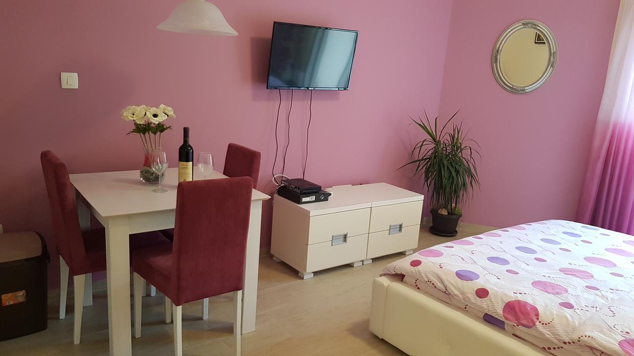 רפאלוביץ' Lux Apartment Vidovic מראה חיצוני תמונה