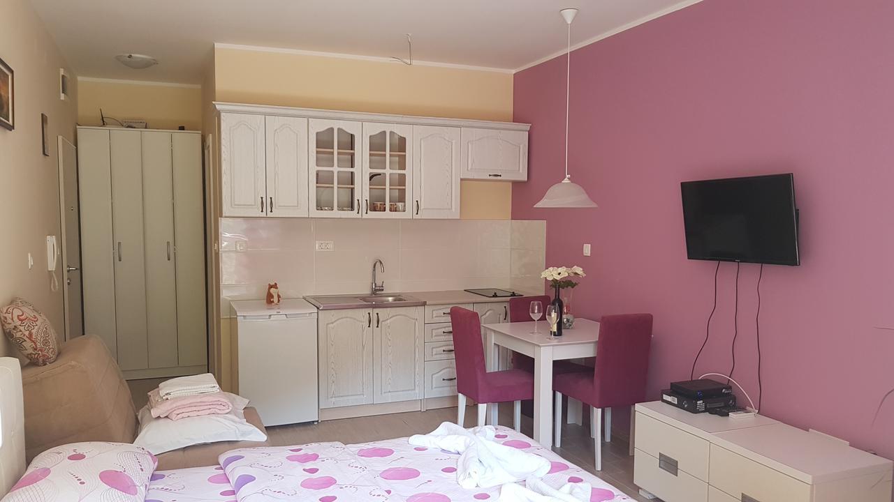 רפאלוביץ' Lux Apartment Vidovic מראה חיצוני תמונה